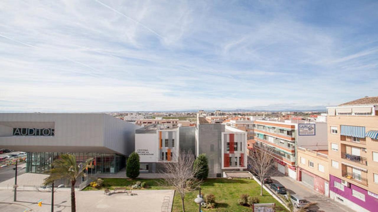 Casa Serra - Paterna - Apartamento Alquila 3 Habitaciones Con Garaje Екстер'єр фото